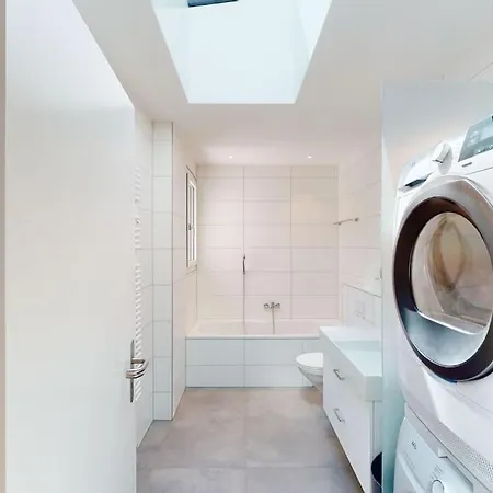 Stylish Penthouse In The - Sun 17