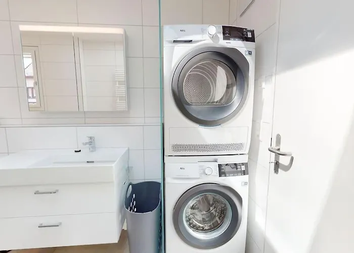 Stylish Penthouse In The - Sun 17 아파트