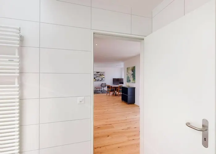 Stylish Penthouse In The - Sun 17 아파트