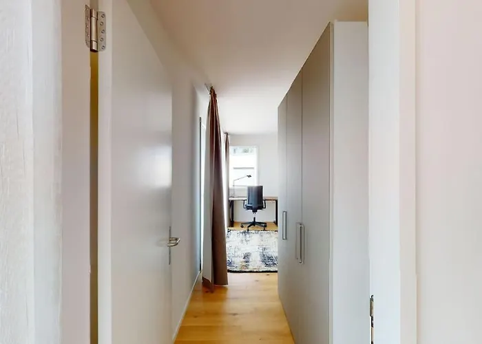 Stylish Penthouse In The - Sun 17