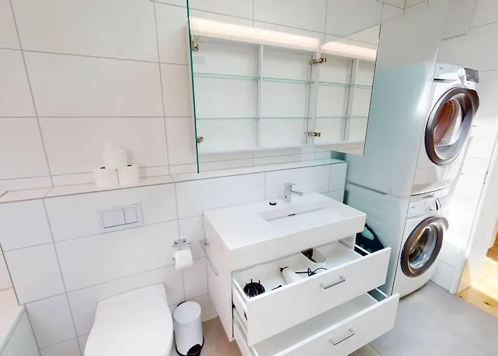 Stylish Penthouse In The - Sun 17